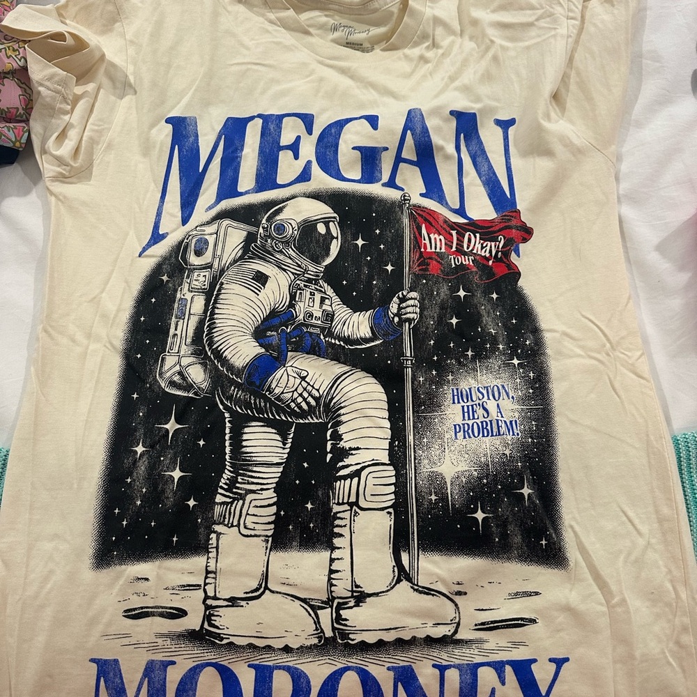 Cream Graphic T-Shirt with Astronaut Design